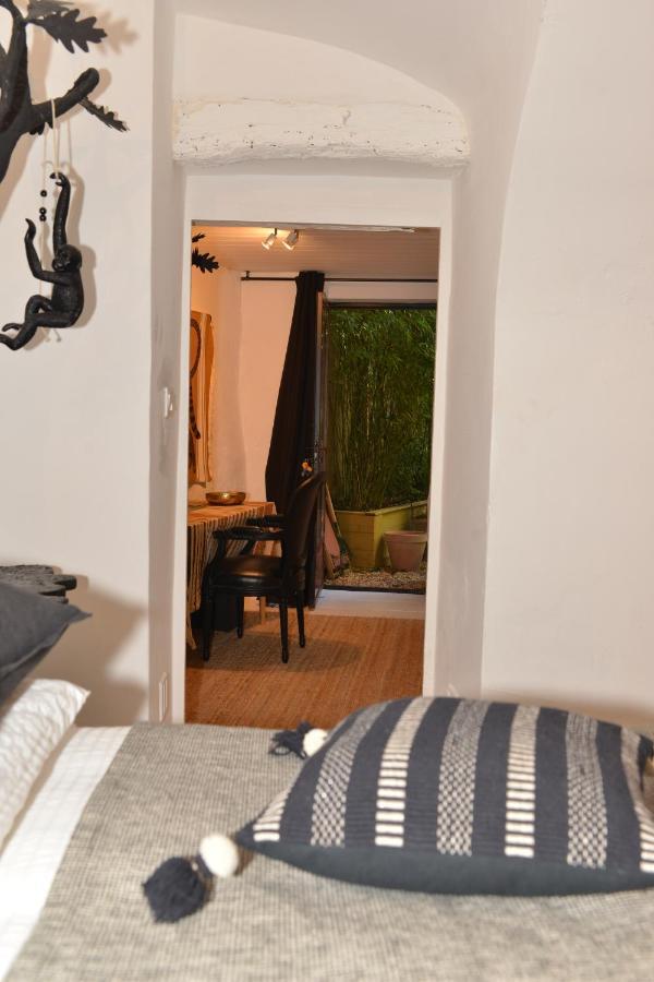 Ferienwohnung La Barbella Lourmarin Exterior foto
